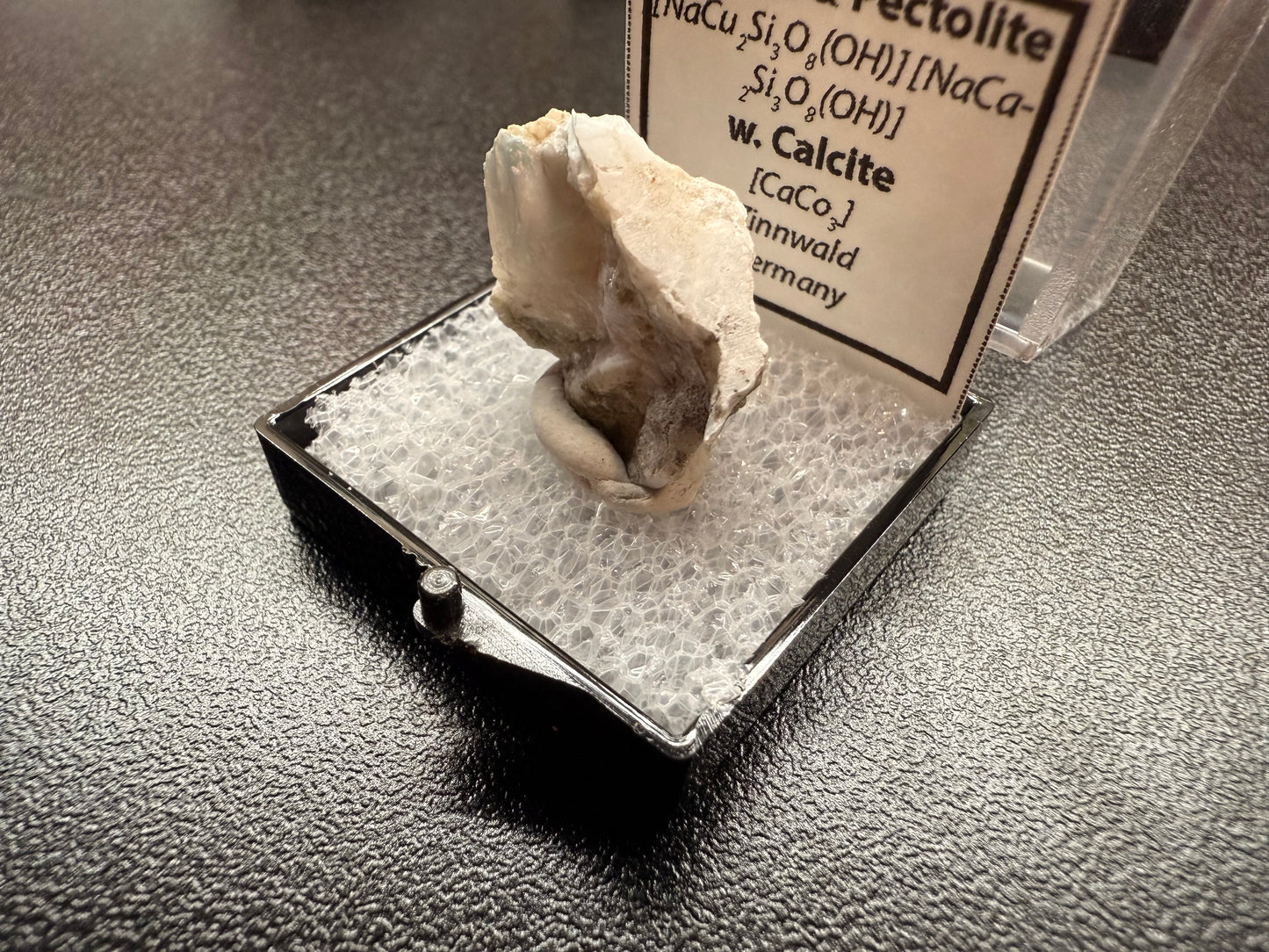 Larimar & Pectolite w. Calcite