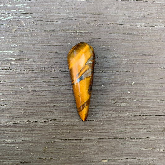 Tiger's Eye Cabochon - 20.9 carats (35.8 mm x 12.6 mm)