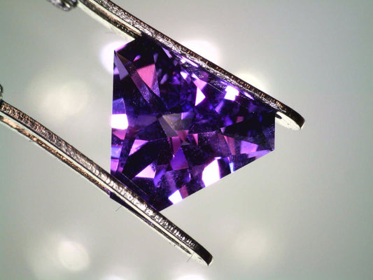 1.15 ct Uruguay Amethyst – Modified Trillion, Vivid Purple