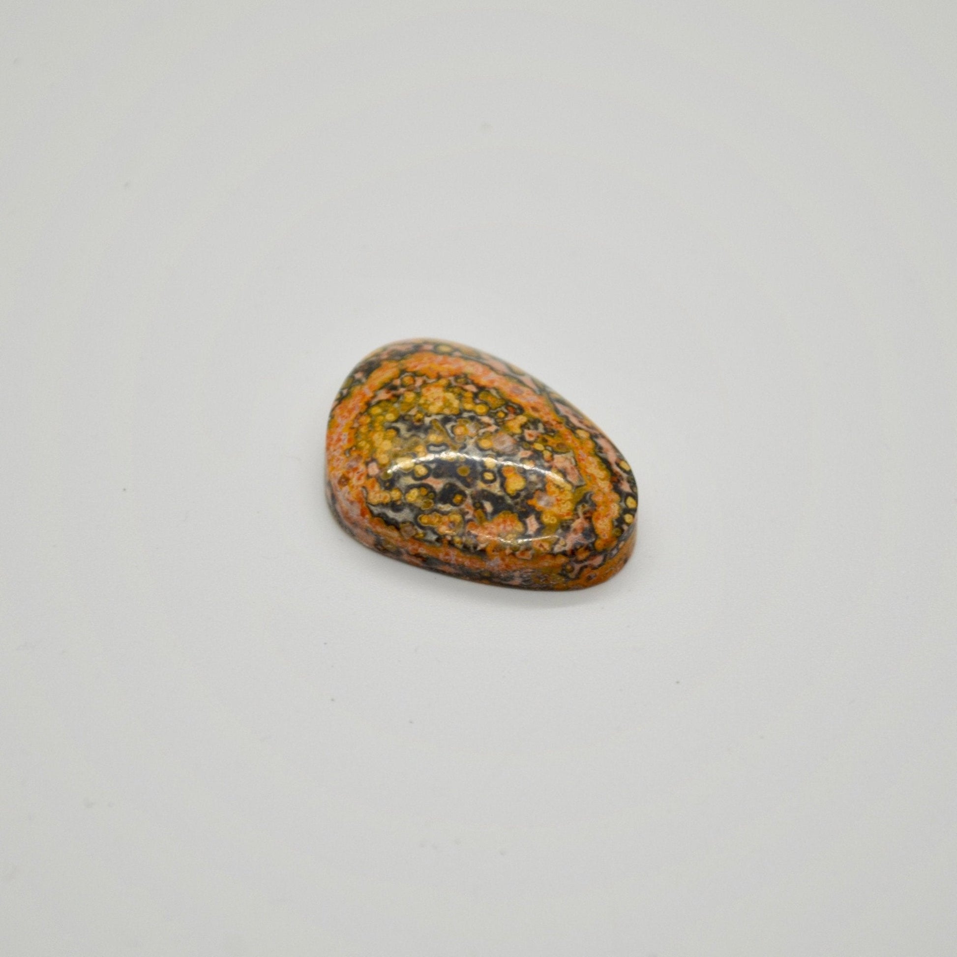 Leopard Skin Jasper Cabochon - 36.7 carats (22.6 mm x 30.5 mm) - Earth & Hammer